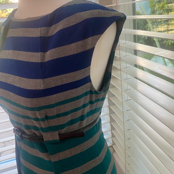 Calvin Klein Sleeveless Midi Dress w/ Belt Cinched in at waist Size 2 - Picture 6 of 15